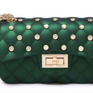JEWELED QUILTED JELLY CLUTCH WITH GOLD CHAIN
